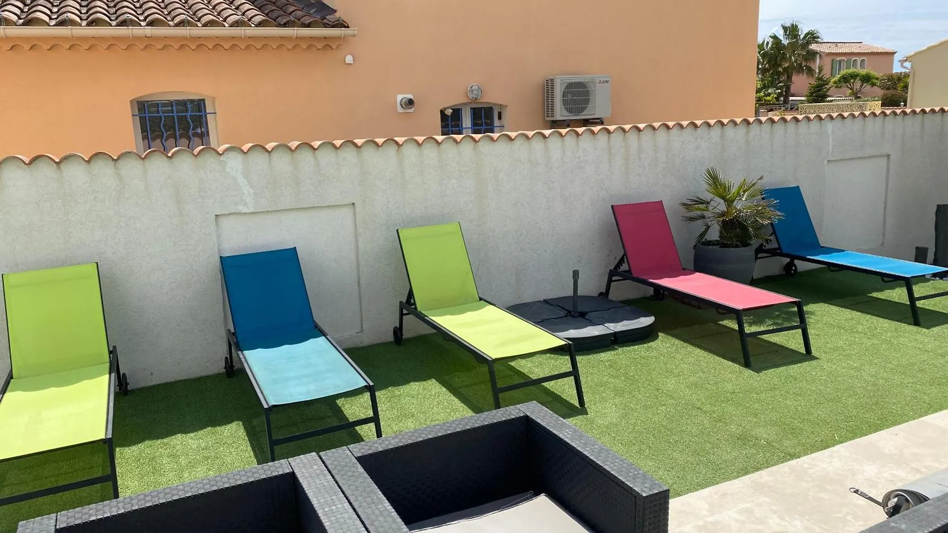 Holiday home Cetanou Villa 4 Etoiles Piscine Et Climatisation Au Calme La Londe-les-Maures France